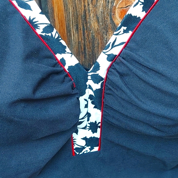 It figures Tummy thinner swim suit - Picture 3 of 8